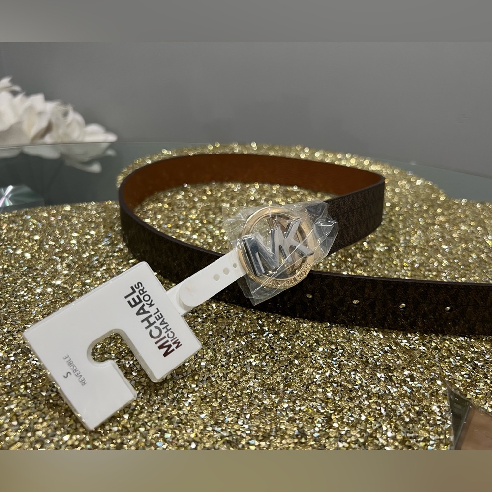 Michael Kors reversible belt size S
